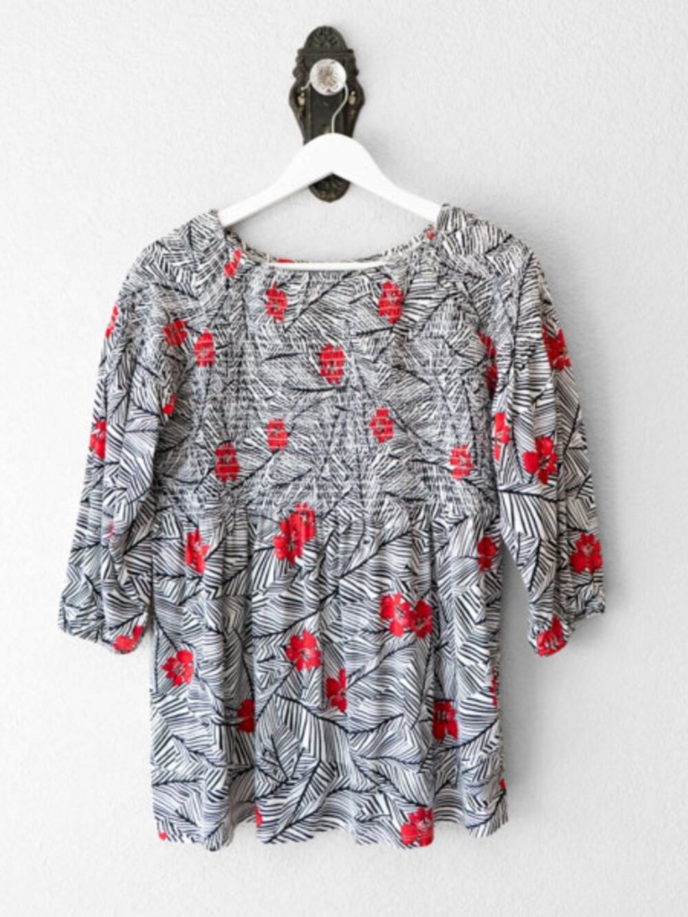 J Jill Petites Black Floral Smocked Tunic Top Small Boho Peasant Cottagecore